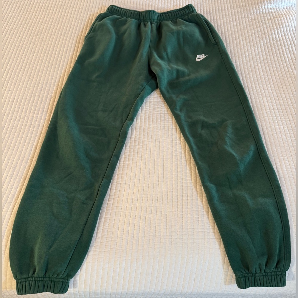 Nike Mens Standard Fit Taper Leg Jogger Sweatpants Dark Green Size S